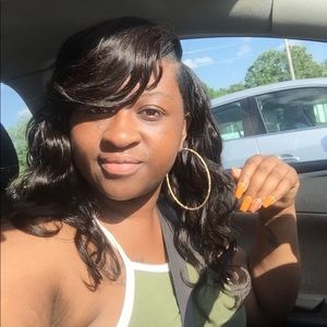 Meet your Posher, Shaniqua